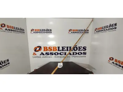 LOTE 295 - 05 VARAS DE BAMBU. (NO ESTADO) ATENÇÃO! FAZER A VISITAÇÃO ANTES DE ARREMATAR, NÃO SABEMOS SE FUNCIONA, LEILÃO NÃO TEM GARANTIA E NEM DEVOLUÇÃO, SUJEITO A POSSÍVEIS AVARIAS VISÍVEIS/OCULTAS E/OU AUSÊNCIA DE COMPONENTES.