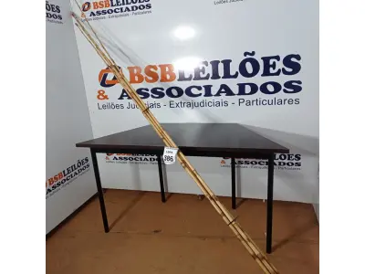 LOTE 386 - 05 VARAS DE BAMBU. (NO ESTADO) ATENÇÃO! FAZER A VISITAÇÃO ANTES DE ARREMATAR, NÃO SABEMOS SE FUNCIONA, LEILÃO NÃO TEM GARANTIA E NEM DEVOLUÇÃO, SUJEITO A POSSÍVEIS AVARIAS VISÍVEIS/OCULTAS E/OU AUSÊNCIA DE COMPONENTES.