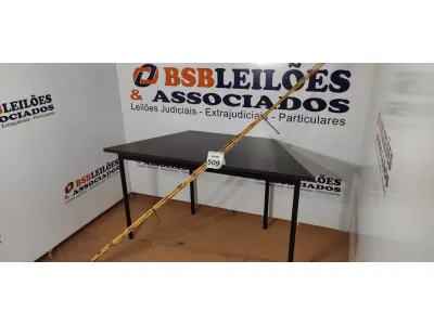 LOTE 509 - 05 VARAS DE BAMBU. (NO ESTADO) ATENÇÃO! FAZER A VISITAÇÃO ANTES DE ARREMATAR, NÃO SABEMOS SE FUNCIONA, LEILÃO NÃO TEM GARANTIA E NEM DEVOLUÇÃO, SUJEITO A POSSÍVEIS AVARIAS VISÍVEIS/OCULTAS E/OU AUSÊNCIA DE COMPONENTES.