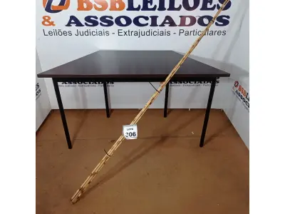 LOTE 306 - 05 VARAS DE BAMBU. (NO ESTADO) ATENÇÃO! FAZER A VISITAÇÃO ANTES DE ARREMATAR, NÃO SABEMOS SE FUNCIONA, LEILÃO NÃO TEM GARANTIA E NEM DEVOLUÇÃO, SUJEITO A POSSÍVEIS AVARIAS VISÍVEIS/OCULTAS E/OU AUSÊNCIA DE COMPONENTES.
