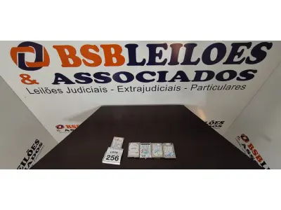 LOTE 256 - 05 HDS PARA NOTEBOOKS TAMANHOS DIVERSOS. (NO ESTADO) ATENÇÃO! FAZER A VISITAÇÃO ANTES DE ARREMATAR, NÃO SABEMOS SE FUNCIONA, LEILÃO NÃO TEM GARANTIA E NEM DEVOLUÇÃO, SUJEITO A POSSÍVEIS AVARIAS VISÍVEIS/OCULTAS E/OU AUSÊNCIA DE COMPONENTES.