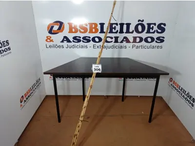 LOTE 306 - 05 VARAS DE BAMBU. (NO ESTADO) ATENÇÃO! FAZER A VISITAÇÃO ANTES DE ARREMATAR, NÃO SABEMOS SE FUNCIONA, LEILÃO NÃO TEM GARANTIA E NEM DEVOLUÇÃO, SUJEITO A POSSÍVEIS AVARIAS VISÍVEIS/OCULTAS E/OU AUSÊNCIA DE COMPONENTES.