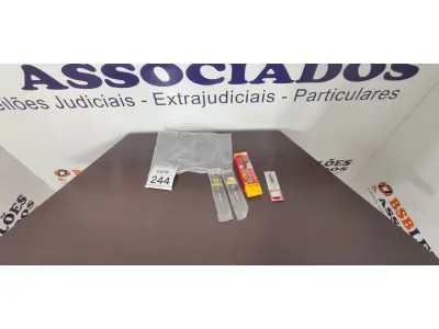 LOTE 244 - 04 BROCAS ESCAREADORA.  (NO ESTADO) ATENÇÃO! FAZER A VISITAÇÃO ANTES DE ARREMATAR, NÃO SABEMOS SE FUNCIONA, LEILÃO NÃO TEM GARANTIA E NEM DEVOLUÇÃO, SUJEITO A POSSÍVEIS AVARIAS VISÍVEIS/OCULTAS E/OU AUSÊNCIA DE COMPONENTES.