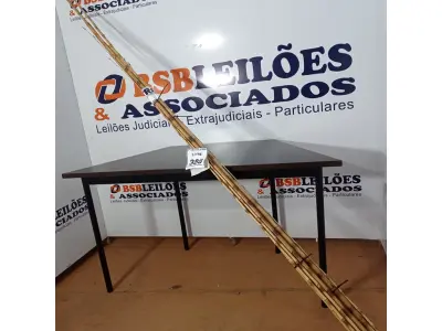 LOTE 388 - 10 VARAS DE BAMBU. (NO ESTADO) ATENÇÃO! FAZER A VISITAÇÃO ANTES DE ARREMATAR, NÃO SABEMOS SE FUNCIONA, LEILÃO NÃO TEM GARANTIA E NEM DEVOLUÇÃO, SUJEITO A POSSÍVEIS AVARIAS VISÍVEIS/OCULTAS E/OU AUSÊNCIA DE COMPONENTES.
