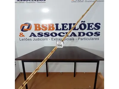 LOTE 330 - 05 VARAS DE BAMBU. (NO ESTADO) ATENÇÃO! FAZER A VISITAÇÃO ANTES DE ARREMATAR, NÃO SABEMOS SE FUNCIONA, LEILÃO NÃO TEM GARANTIA E NEM DEVOLUÇÃO, SUJEITO A POSSÍVEIS AVARIAS VISÍVEIS/OCULTAS E/OU AUSÊNCIA DE COMPONENTES.