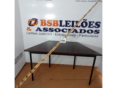 LOTE 330 - 05 VARAS DE BAMBU. (NO ESTADO) ATENÇÃO! FAZER A VISITAÇÃO ANTES DE ARREMATAR, NÃO SABEMOS SE FUNCIONA, LEILÃO NÃO TEM GARANTIA E NEM DEVOLUÇÃO, SUJEITO A POSSÍVEIS AVARIAS VISÍVEIS/OCULTAS E/OU AUSÊNCIA DE COMPONENTES.