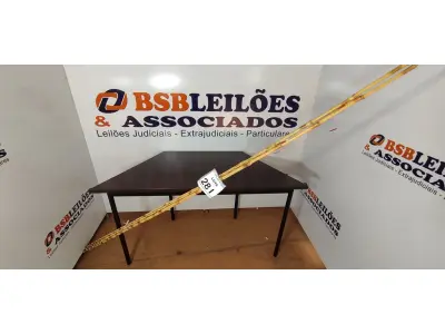 LOTE 281 - 05 VARAS DE BAMBU. (NO ESTADO) ATENÇÃO! FAZER A VISITAÇÃO ANTES DE ARREMATAR, NÃO SABEMOS SE FUNCIONA, LEILÃO NÃO TEM GARANTIA E NEM DEVOLUÇÃO, SUJEITO A POSSÍVEIS AVARIAS VISÍVEIS/OCULTAS E/OU AUSÊNCIA DE COMPONENTES.
