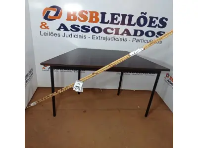 LOTE 303 - 05 VARAS DE BAMBU. (NO ESTADO) ATENÇÃO! FAZER A VISITAÇÃO ANTES DE ARREMATAR, NÃO SABEMOS SE FUNCIONA, LEILÃO NÃO TEM GARANTIA E NEM DEVOLUÇÃO, SUJEITO A POSSÍVEIS AVARIAS VISÍVEIS/OCULTAS E/OU AUSÊNCIA DE COMPONENTES.