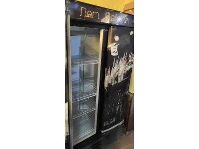 LOTE 333 - 01 CERVEJEIRA 02 PORTAS. (NO ESTADO) ATENÇÃO! FAZER A VISITAÇÃO ANTES DE ARREMATAR, NÃO SABEMOS SE FUNCIONA, LEILÃO NÃO TEM GARANTIA E NEM DEVOLUÇÃO, SUJEITO A POSSÍVEIS AVARIAS VISÍVEIS/OCULTAS E/OU AUSÊNCIA DE COMPONENTES.