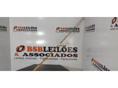 LOTE 556 - 05 VARAS DE BAMBU. (NO ESTADO) ATENÇÃO! FAZER A VISITAÇÃO ANTES DE ARREMATAR, NÃO SABEMOS SE FUNCIONA, LEILÃO NÃO TEM GARANTIA E NEM DEVOLUÇÃO, SUJEITO A POSSÍVEIS AVARIAS VISÍVEIS/OCULTAS E/OU AUSÊNCIA DE COMPONENTES.