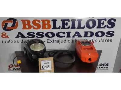 LOTE 018 - 02 ASPIRADORES DE PÓ SENDO 01 MARCA ELECTROLUX E 01 MARCA KENMORE. (NO ESTADO) ATENÇÃO! FAZER A VISITAÇÃO ANTES DE ARREMATAR, NÃO SABEMOS SE FUNCIONA, LEILÃO NÃO TEM GARANTIA E NEM DEVOLUÇÃO, SUJEITO A POSSÍVEIS AVARIAS VISÍVEIS/OCULTAS E/OU AUSÊNCIA DE COMPONENTES.