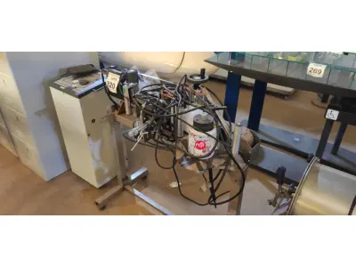 LOTE 320 - 01 ROTULADORA E DATADORA SEMI AUTOMÁTICA FALCO. (NO ESTADO) ATENÇÃO! FAZER A VISITAÇÃO ANTES DE ARREMATAR, NÃO SABEMOS SE FUNCIONA. LEILÃO NÃO TEM GARANTIA E NEM DEVOLUÇÃO, SUJEITO A POSSÍVEIS AVARIAS VISÍVEIS/OCULTAS E/OU AUSÊNCIA DE COMPONENTES.
