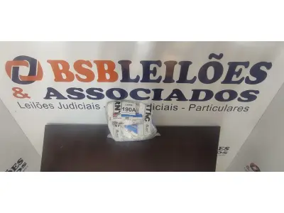 LOTE 190 - 30 MÁSCARAS 3M 9320+BR. (NOVAS) (NO ESTADO) ATENÇÃO! FAZER A VISITAÇÃO ANTES DE ARREMATAR, NÃO SABEMOS SE FUNCIONA, LEILÃO NÃO TEM GARANTIA E NEM DEVOLUÇÃO, SUJEITO A POSSÍVEIS AVARIAS VISÍVEIS/OCULTAS E/OU AUSÊNCIA DE COMPONENTES.