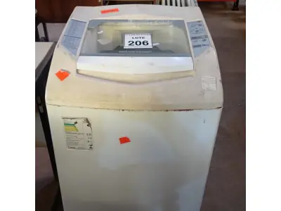 LOTE 206 - 01 MÁQUINA DE LAVAR ROUPAS BRASTEMP 8KG 127VOLTS. (NO ESTADO) ATENÇÃO! FAZER A VISITAÇÃO ANTES DE ARREMATAR, NÃO SABEMOS SE FUNCIONA. LEILÃO NÃO TEM GARANTIA E NEM DEVOLUÇÃO, SUJEITO A POSSÍVEIS AVARIAS VISÍVEIS/OCULTAS E/OU AUSÊNCIA DE COMPONENTES.