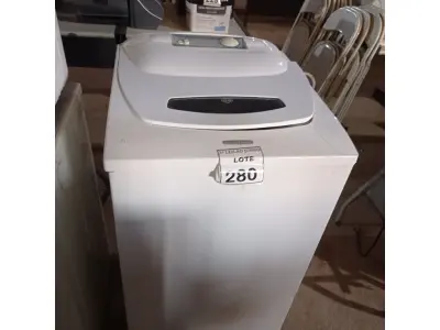 LOTE 351 - 01 MÁQUINA DE LAVAR MARCA BRASTEMP 5KG. (NO ESTADO) ATENÇÃO! FAZER A VISITAÇÃO ANTES DE ARREMATAR, NÃO SABEMOS SE FUNCIONA. LEILÃO NÃO TEM GARANTIA E NEM DEVOLUÇÃO, SUJEITO A POSSÍVEIS AVARIAS VISÍVEIS/OCULTAS E/OU AUSÊNCIA DE COMPONENTES.