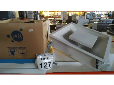 LOTE 127 - 01 LOTE COM VÁRIAS LUMINÁRIAS LED DE EMBUTIR E REATORES DIVERSOS. (NO ESTADO) ATENÇÃO! FAZER A VISITAÇÃO ANTES DE ARREMATAR, NÃO SABEMOS SE FUNCIONA. LEILÃO NÃO TEM GARANTIA E NEM DEVOLUÇÃO, SUJEITO A POSSÍVEIS AVARIAS VISÍVEIS/OCULTAS E/OU AUSÊNCIA DE COMPONENTES.