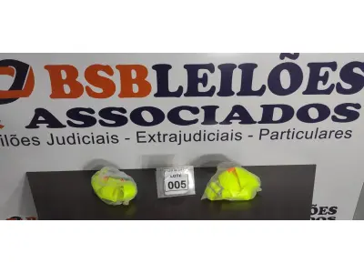 LOTE 005 - 02 CINTAS DE SEGURANÇA.  (NO ESTADO) ATENÇÃO! FAZER A VISITAÇÃO ANTES DE ARREMATAR, NÃO SABEMOS SE FUNCIONA. LEILÃO NÃO TEM GARANTIA E NEM DEVOLUÇÃO, SUJEITO A POSSÍVEIS AVARIAS VISÍVEIS/OCULTAS E/OU AUSÊNCIA DE COMPONENTES.