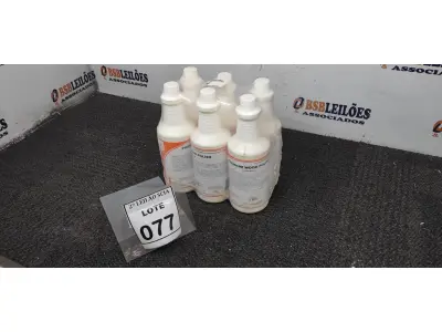 LOTE 077 - 06 LUSTRA MÓVEIS COM 1L CADA. (NO ESTADO) ATENÇÃO! FAZER A VISITAÇÃO ANTES DE ARREMATAR, NÃO SABEMOS SE FUNCIONA. LEILÃO NÃO TEM GARANTIA E NEM DEVOLUÇÃO, SUJEITO A POSSÍVEIS AVARIAS VISÍVEIS/OCULTAS E/OU AUSÊNCIA DE COMPONENTES.