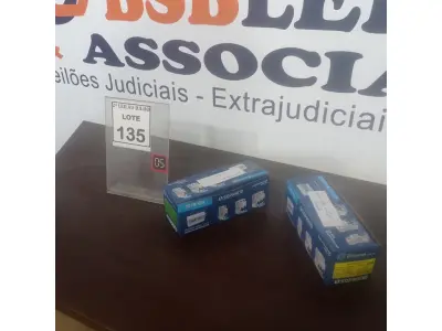 LOTE 135 - 01 CELULAR GT-E1195L SAMSUNG E VÁRIOS DISJUNTORES MARCA SOPRANO.  (NO ESTADO) ATENÇÃO! FAZER A VISITAÇÃO ANTES DE ARREMATAR, NÃO SABEMOS SE FUNCIONA. LEILÃO NÃO TEM GARANTIA E NEM DEVOLUÇÃO, SUJEITO A POSSÍVEIS AVARIAS VISÍVEIS/OCULTAS E/OU AUSÊNCIA DE COMPONENTES.