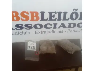 LOTE 123 - 08 LUVAS DE CORRER 50MM E 05 CAP SOLDÁVEL DE 85. (NO ESTADO) ATENÇÃO! FAZER A VISITAÇÃO ANTES DE ARREMATAR, NÃO SABEMOS SE FUNCIONA. LEILÃO NÃO TEM GARANTIA E NEM DEVOLUÇÃO, SUJEITO A POSSÍVEIS AVARIAS VISÍVEIS/OCULTAS E/OU AUSÊNCIA DE COMPONENTES.