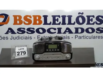 LOTE 279 - 01 TOCA DISCOS E FM. (NO ESTADO) ATENÇÃO! FAZER A VISITAÇÃO ANTES DE ARREMATAR, NÃO SABEMOS SE FUNCIONA, LEILÃO NÃO TEM GARANTIA E NEM DEVOLUÇÃO, SUJEITO A POSSÍVEIS AVARIAS VISÍVEIS/OCULTAS E/OU AUSÊNCIA DE COMPONENTES.