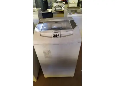 LOTE 356 - 01 MÁQUINA DE LAVAR ROUPAS BRASTEMP 8KG 127V. (NO ESTADO) ATENÇÃO! FAZER A VISITAÇÃO ANTES DE ARREMATAR, NÃO SABEMOS SE FUNCIONA. LEILÃO NÃO TEM GARANTIA E NEM DEVOLUÇÃO, SUJEITO A POSSÍVEIS AVARIAS VISÍVEIS/OCULTAS E/OU AUSÊNCIA DE COMPONENTES.