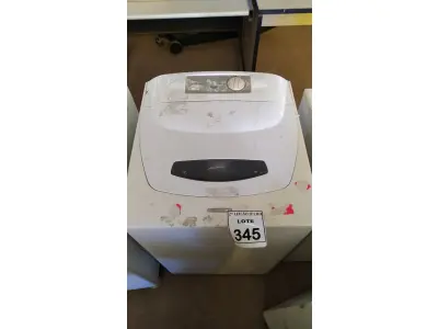 LOTE 345 - 01 MÁQUINA DE LAVAR ROUPAS BRASTEMP 5KG 220V (NO ESTADO) ATENÇÃO! FAZER A VISITAÇÃO ANTES DE ARREMATAR, NÃO SABEMOS SE FUNCIONA. LEILÃO NÃO TEM GARANTIA E NEM DEVOLUÇÃO, SUJEITO A POSSÍVEIS AVARIAS VISÍVEIS/OCULTAS E/OU AUSÊNCIA DE COMPONENTES.