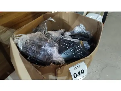 LOTE 049 - 50 APARELHOS TELEFÔNICOS. (NO ESTADO EM QUE SE ENCONTRA. SUJEITO A AVARIAS OCULTAS/VISÍVEIS.)