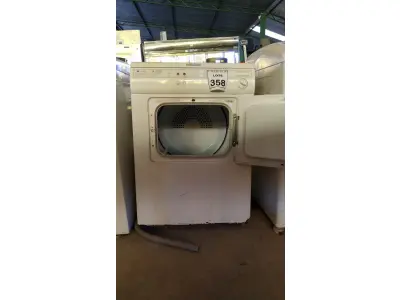 LOTE 358 - 01 MÁQUINA DE LAVAR ROUPAS BRASTEMP 220V. (NO ESTADO) ATENÇÃO! FAZER A VISITAÇÃO ANTES DE ARREMATAR, NÃO SABEMOS SE FUNCIONA. LEILÃO NÃO TEM GARANTIA E NEM DEVOLUÇÃO, SUJEITO A POSSÍVEIS AVARIAS VISÍVEIS/OCULTAS E/OU AUSÊNCIA DE COMPONENTES.