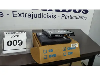 LOTE 009 - 01 MÓDULO CD VARIÁVEL LATITUDE CP24X (VARIABLE CDROM MODULE). (NO ESTADO EM QUE SE ENCONTRA. SUJEITO A AVARIAS OCULTAS/VISÍVEIS.)