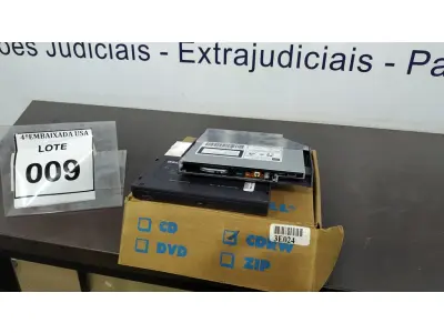 LOTE 009 - 01 MÓDULO CD VARIÁVEL LATITUDE CP24X (VARIABLE CDROM MODULE). (NO ESTADO EM QUE SE ENCONTRA. SUJEITO A AVARIAS OCULTAS/VISÍVEIS.)