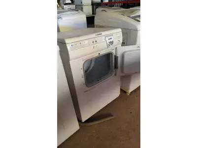 LOTE 358 - 01 MÁQUINA DE LAVAR ROUPAS BRASTEMP 220V. (NO ESTADO) ATENÇÃO! FAZER A VISITAÇÃO ANTES DE ARREMATAR, NÃO SABEMOS SE FUNCIONA. LEILÃO NÃO TEM GARANTIA E NEM DEVOLUÇÃO, SUJEITO A POSSÍVEIS AVARIAS VISÍVEIS/OCULTAS E/OU AUSÊNCIA DE COMPONENTES.