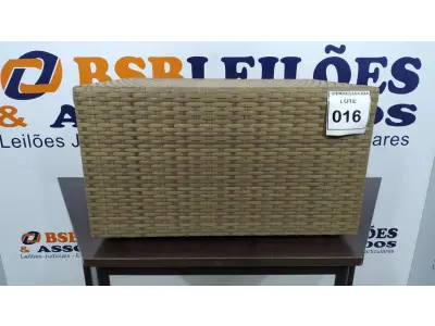 LOTE 016 - 01 MESA DE CENTRO DE JARDIM. (NO ESTADO EM QUE SE ENCONTRA. SUJEITO A AVARIAS OCULTAS/VISÍVEIS.)  BH1517L