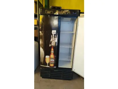 LOTE 313 - 01 CERVEJEIRA 02 PORTAS. (NO ESTADO) ATENÇÃO! FAZER A VISITAÇÃO ANTES DE ARREMATAR, NÃO SABEMOS SE FUNCIONA, LEILÃO NÃO TEM GARANTIA E NEM DEVOLUÇÃO, SUJEITO A POSSÍVEIS AVARIAS VISÍVEIS/OCULTAS E/OU AUSÊNCIA DE COMPONENTES.