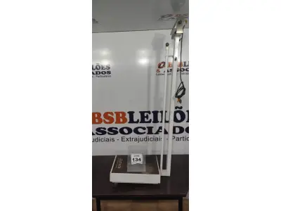 LOTE 134 - 01 BALANÇA CORPORAL MARCA LÍDER. (NO ESTADO) ATENÇÃO! FAZER A VISITAÇÃO ANTES DE ARREMATAR, NÃO SABEMOS SE FUNCIONA, LEILÃO NÃO TEM GARANTIA E NEM DEVOLUÇÃO, SUJEITO A POSSÍVEIS AVARIAS VISÍVEIS/OCULTAS E/OU AUSÊNCIA DE COMPONENTES.