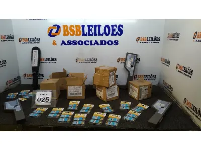 LOTE 025 - 04 DETECTORES DE METAL E GRANDE QUANTIDADE DE MARCADORES ADESIVOS. (NO ESTADO) ATENÇÃO! FAZER A VISITAÇÃO ANTES DE ARREMATAR, NÃO SABEMOS SE FUNCIONA, LEILÃO NÃO TEM GARANTIA E NEM DEVOLUÇÃO, SUJEITO A POSSÍVEIS AVARIAS VISÍVEIS/OCULTAS E/OU AUSÊNCIA DE COMPONENTES.