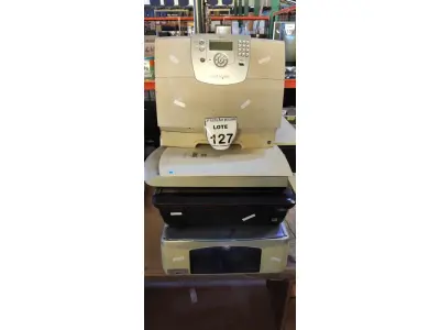 LOTE 127 - 04 IMPRESSORAS E 01 SCANNER DE MARCAS E MODELOS DIVERSOS. (NO ESTADO) ATENÇÃO! FAZER A VISITAÇÃO ANTES DE ARREMATAR, NÃO SABEMOS SE FUNCIONA, LEILÃO NÃO TEM GARANTIA E NEM DEVOLUÇÃO, SUJEITO A POSSÍVEIS AVARIAS VISÍVEIS/OCULTAS E/OU AUSÊNCIA DE COMPONENTES.