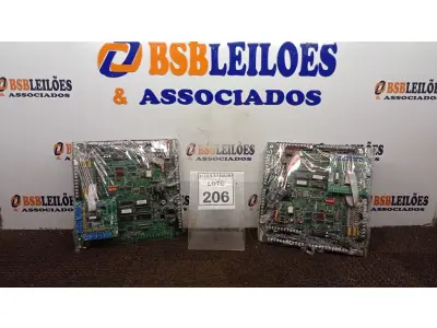 LOTE 206 - 02 PLACAS MÃE. (NO ESTADO) ATENÇÃO! FAZER A VISITAÇÃO ANTES DE ARREMATAR, NÃO SABEMOS SE FUNCIONA, LEILÃO NÃO TEM GARANTIA E NEM DEVOLUÇÃO, SUJEITO A POSSÍVEIS AVARIAS VISÍVEIS/OCULTAS E/OU AUSÊNCIA DE COMPONENTES.