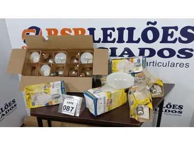 LOTE 087 - 10 LÂMPADAS INFRAVERMELHA MARCA PHILIPS E 06 LÂMPADAS A VAPOR METÁLICO 400W MARCA EMPALUX. (NO ESTADO) ATENÇÃO! FAZER A VISITAÇÃO ANTES DE ARREMATAR, NÃO SABEMOS SE FUNCIONA, LEILÃO NÃO TEM GARANTIA E NEM DEVOLUÇÃO, SUJEITO A POSSÍVEIS AVARIAS VISÍVEIS/OCULTAS E/OU AUSÊNCIA DE COMPONENTES.