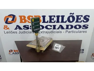 LOTE 097 - 01 BALANÇA DIGITAL MARCA KRATOS MAX. 15KG. (NO ESTADO) ATENÇÃO! FAZER A VISITAÇÃO ANTES DE ARREMATAR, NÃO SABEMOS SE FUNCIONA, LEILÃO NÃO TEM GARANTIA E NEM DEVOLUÇÃO, SUJEITO A POSSÍVEIS AVARIAS VISÍVEIS/OCULTAS E/OU AUSÊNCIA DE COMPONENTES.