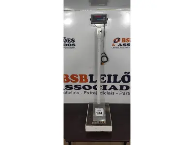 LOTE 134 - 01 BALANÇA CORPORAL MARCA LÍDER. (NO ESTADO) ATENÇÃO! FAZER A VISITAÇÃO ANTES DE ARREMATAR, NÃO SABEMOS SE FUNCIONA, LEILÃO NÃO TEM GARANTIA E NEM DEVOLUÇÃO, SUJEITO A POSSÍVEIS AVARIAS VISÍVEIS/OCULTAS E/OU AUSÊNCIA DE COMPONENTES.