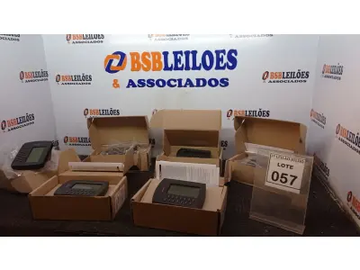 LOTE 057 - 05 MÓDULOS DE EXPANSÃO RETRO ILUMINADO MARCA PLYCOM. (NO ESTADO) ATENÇÃO! FAZER A VISITAÇÃO ANTES DE ARREMATAR, NÃO SABEMOS SE FUNCIONA, LEILÃO NÃO TEM GARANTIA E NEM DEVOLUÇÃO, SUJEITO A POSSÍVEIS AVARIAS VISÍVEIS/OCULTAS E/OU AUSÊNCIA DE COMPONENTES.