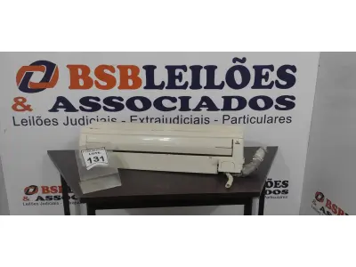 LOTE 131 - 01 EVAPORADORA 14.600BTUS MARCA TRANE. (NO ESTADO) ATENÇÃO! FAZER A VISITAÇÃO ANTES DE ARREMATAR, NÃO SABEMOS SE FUNCIONA, LEILÃO NÃO TEM GARANTIA E NEM DEVOLUÇÃO, SUJEITO A POSSÍVEIS AVARIAS VISÍVEIS/OCULTAS E/OU AUSÊNCIA DE COMPONENTES.