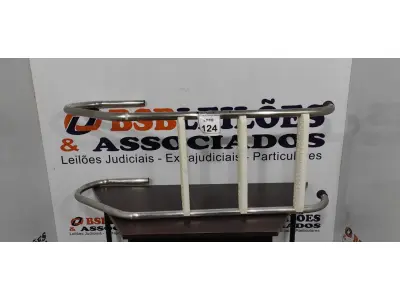 LOTE 124 - 01 ESCADA PARA PISCINA. (NO ESTADO) ATENÇÃO! FAZER A VISITAÇÃO ANTES DE ARREMATAR, NÃO SABEMOS SE FUNCIONA, LEILÃO NÃO TEM GARANTIA E NEM DEVOLUÇÃO, SUJEITO A POSSÍVEIS AVARIAS VISÍVEIS/OCULTAS E/OU AUSÊNCIA DE COMPONENTES.