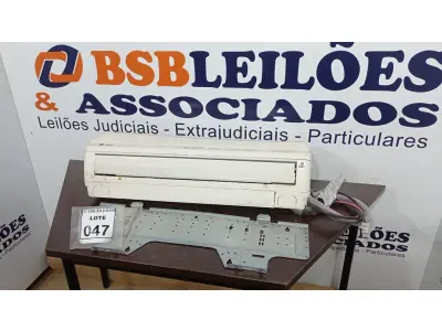 LOTE 047 - 01 EVAPORADORA 14600BTU MARCA TRANE. (NO ESTADO) ATENÇÃO! FAZER A VISITAÇÃO ANTES DE ARREMATAR, NÃO SABEMOS SE FUNCIONA, LEILÃO NÃO TEM GARANTIA E NEM DEVOLUÇÃO, SUJEITO A POSSÍVEIS AVARIAS VISÍVEIS/OCULTAS E/OU AUSÊNCIA DE COMPONENTES.