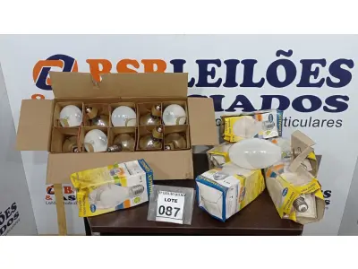 LOTE 087 - 10 LÂMPADAS INFRAVERMELHA MARCA PHILIPS E 06 LÂMPADAS A VAPOR METÁLICO 400W MARCA EMPALUX. (NO ESTADO) ATENÇÃO! FAZER A VISITAÇÃO ANTES DE ARREMATAR, NÃO SABEMOS SE FUNCIONA, LEILÃO NÃO TEM GARANTIA E NEM DEVOLUÇÃO, SUJEITO A POSSÍVEIS AVARIAS VISÍVEIS/OCULTAS E/OU AUSÊNCIA DE COMPONENTES.