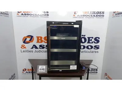 LOTE 036 - 01 CERVEJEIRO  MARCA VENAX 110V. (ATENÇÃO O TRANSFORMADOR NÃO FAZ PARTE DO LOTE)  (NO ESTADO) ATENÇÃO! FAZER A VISITAÇÃO ANTES DE ARREMATAR, NÃO SABEMOS SE FUNCIONA, LEILÃO NÃO TEM GARANTIA E NEM DEVOLUÇÃO, SUJEITO A POSSÍVEIS AVARIAS VISÍVEIS/OCULTAS E/OU AUSÊNCIA DE COMPONENTES.