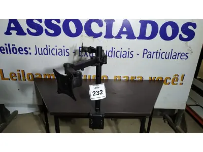 LOTE 232 - 01 SUPORTE DUPLO PARA MONITORES. (NO ESTADO EM QUE SE ENCONTRA. SUJEITO A AVARIAS OCULTAS/VISÍVEIS.)