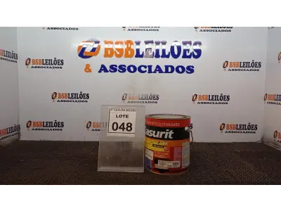 LOTE 048 - 04 LATAS DE ESMALTE SINTÉTICO DE 900ML NA COR BRILHANTE AZUL FRANÇA MARCA GLASURIT. (NO ESTADO) ATENÇÃO! FAZER A VISITAÇÃO ANTES DE ARREMATAR, NÃO SABEMOS SE FUNCIONA, LEILÃO NÃO TEM GARANTIA E NEM DEVOLUÇÃO, SUJEITO A POSSÍVEIS AVARIAS VISÍVEIS/OCULTAS E/OU AUSÊNCIA DE COMPONENTES.