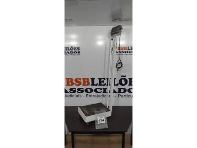LOTE 134 - 01 BALANÇA CORPORAL MARCA LÍDER. (NO ESTADO) ATENÇÃO! FAZER A VISITAÇÃO ANTES DE ARREMATAR, NÃO SABEMOS SE FUNCIONA, LEILÃO NÃO TEM GARANTIA E NEM DEVOLUÇÃO, SUJEITO A POSSÍVEIS AVARIAS VISÍVEIS/OCULTAS E/OU AUSÊNCIA DE COMPONENTES.
